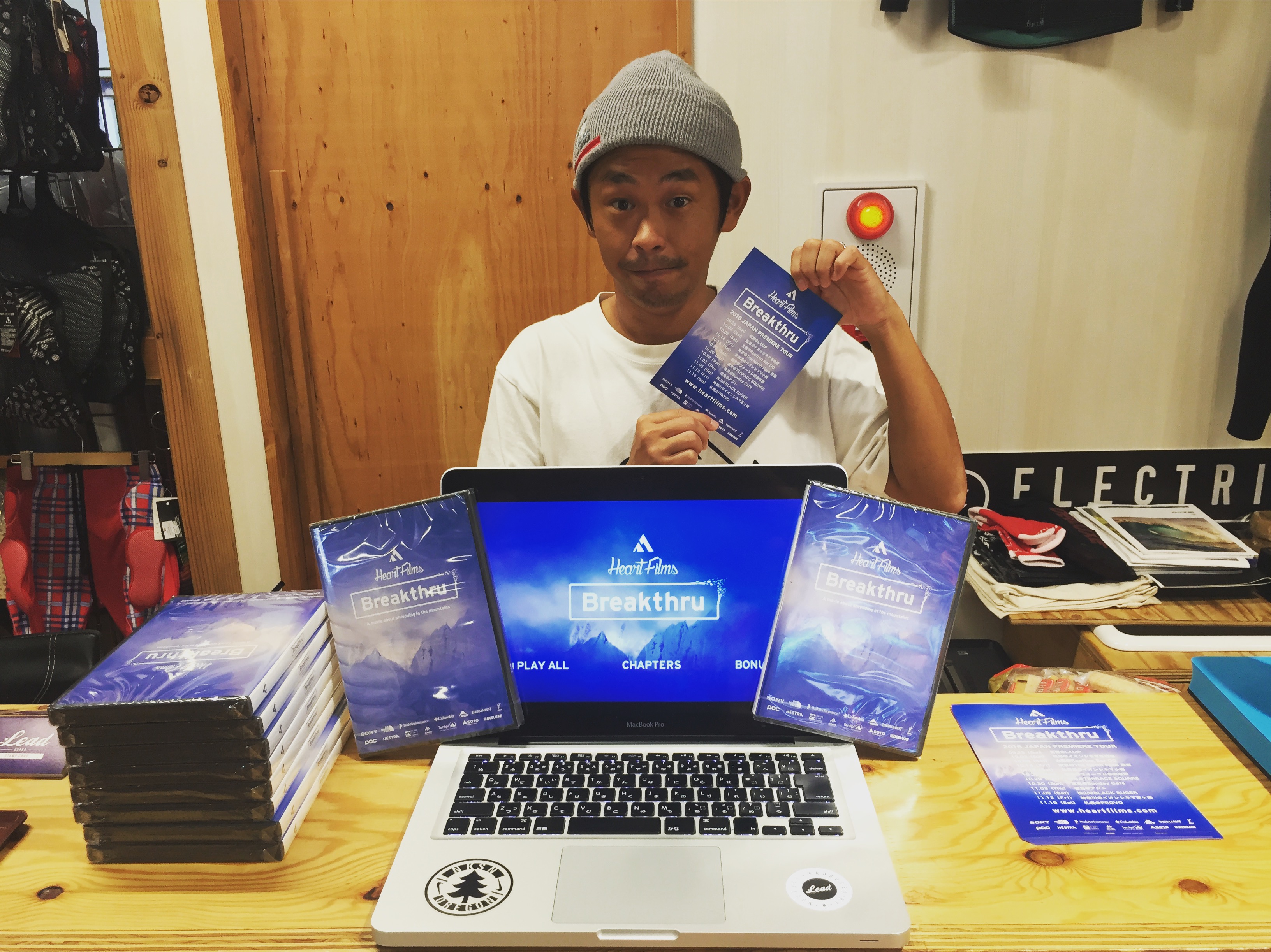 %e5%86%99%e7%9c%9f-2016-10-08-11-47-09